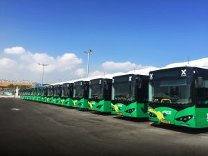 Frota de ônibus elétricos BYD em serviço em Haifa, Israel
